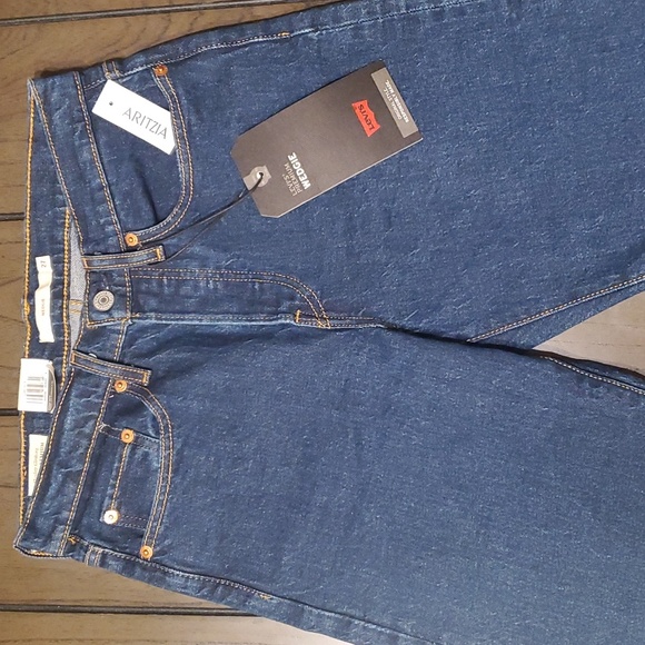 Levi's Denim - ARITZIA Levi's Wedgie High Rise Tapered Leg, Dark Wash, 27 NWTs